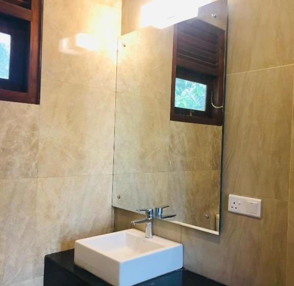 פנסיון Camellia Villa & Tour