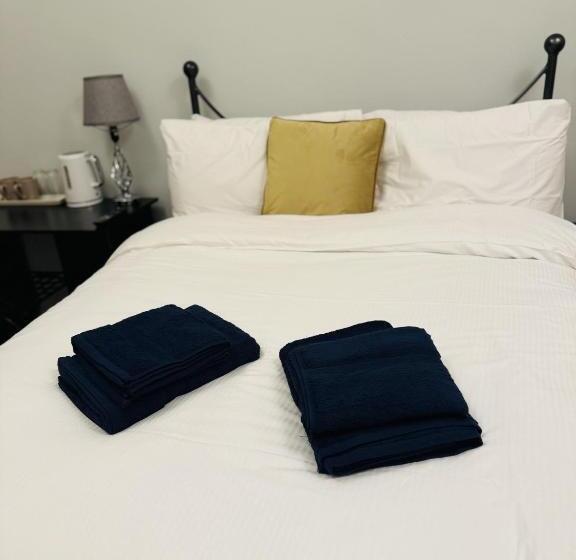 بنسيون Windsor Wine & Dine