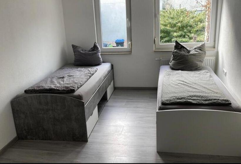 Pension/monteur Zimmer