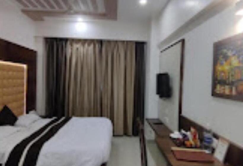 호스텔 Marvel Inn Shirur