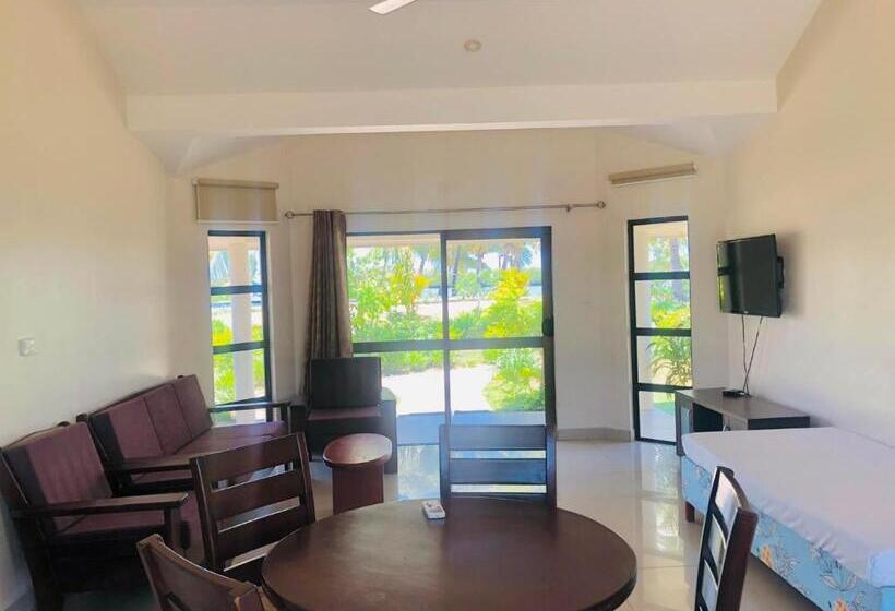 فندق New Door Villas