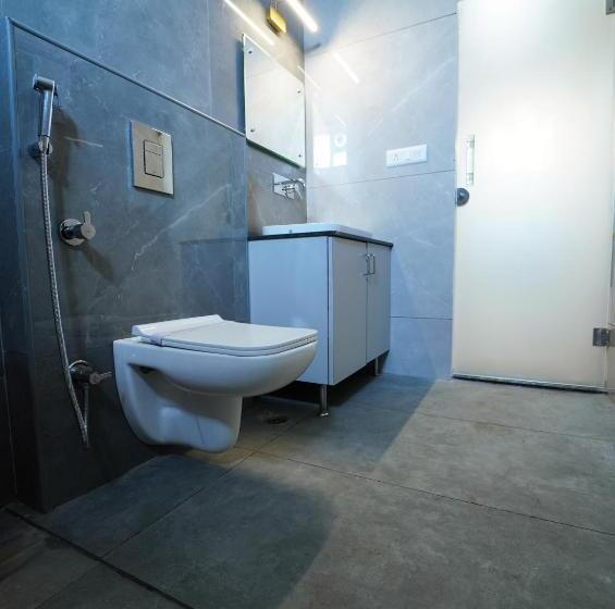 هتل Travelmore Rc Comforts