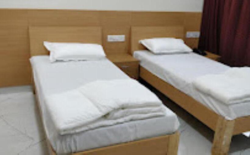 בית מלון כפרי Shalom Stay,ratnagiri