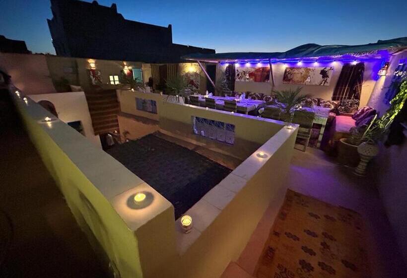 پانسیون Bantaba Breeze