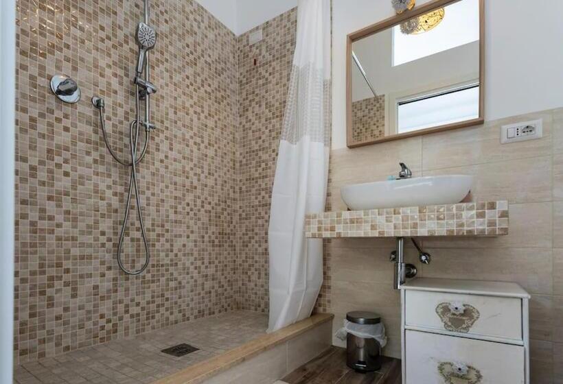 پانسیون Locazione Turistica Civico 60