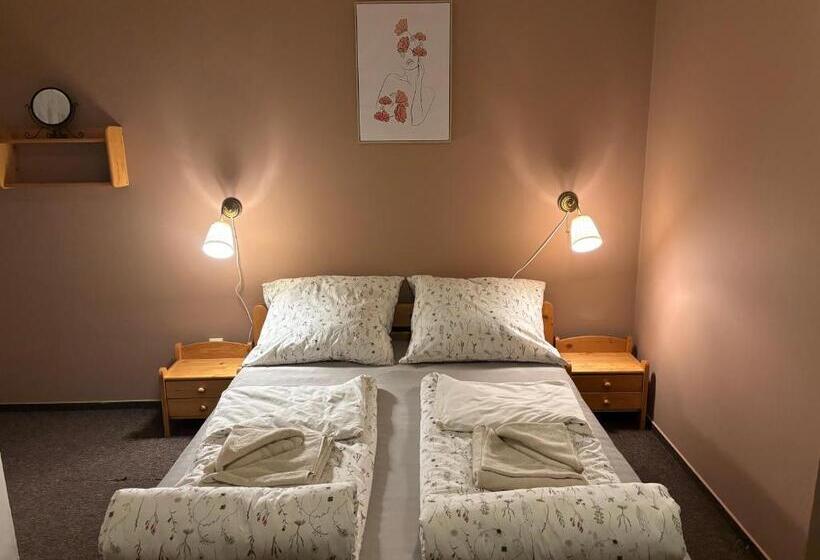 پانسیون Penzion Verde Rosa