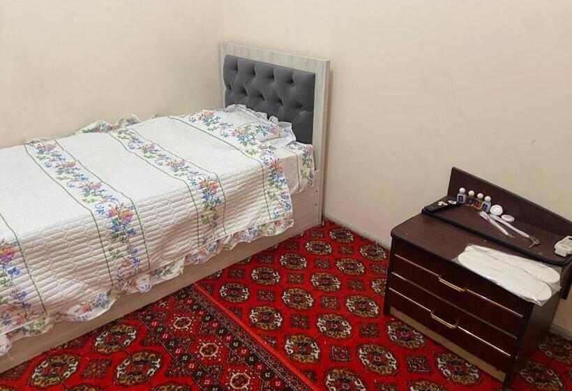 Sardorbek Hostel