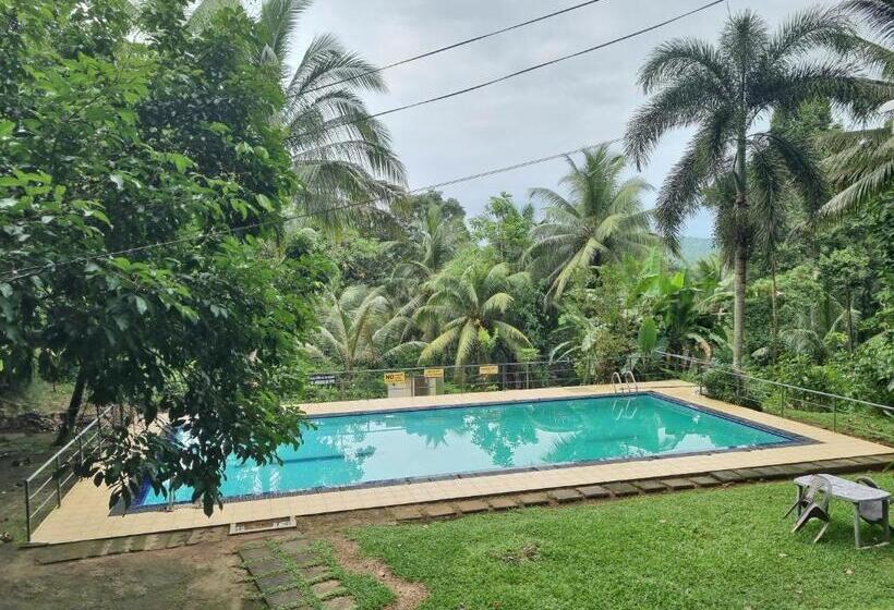 The Nature S Resort, Hanwella