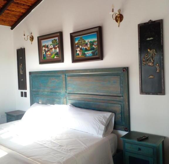 تختخواب و صبحانه Casa Silva   Hotel Cafe