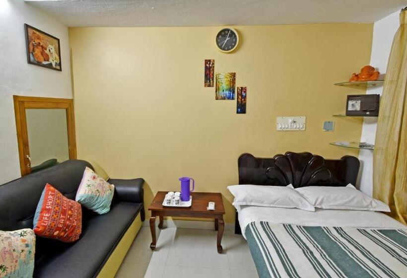 هتل Coral Home Stay