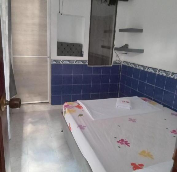 هتل Living Room 1970