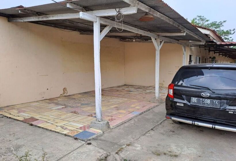 בית מלון כפרי Oyo 93320 Venus Homestay Syariah