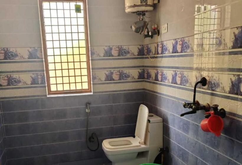 فندق Oyo Raksha Homes