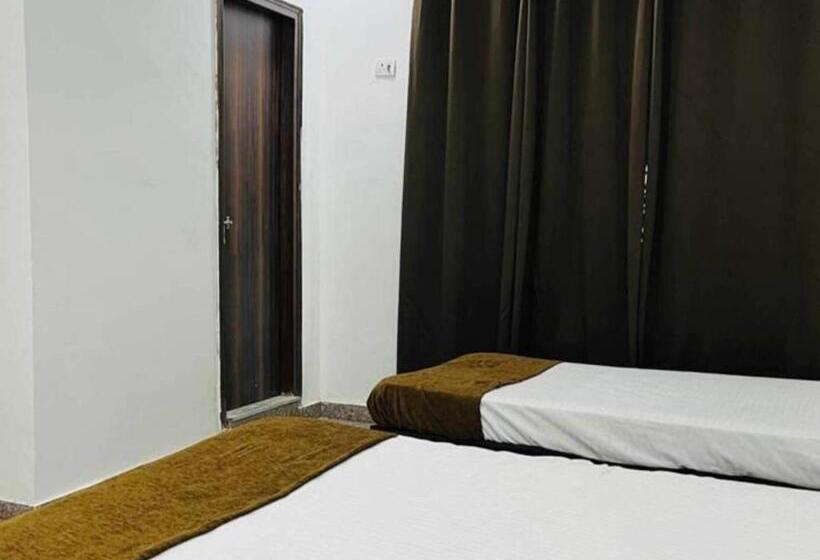 فندق Oyo Raksha Homes