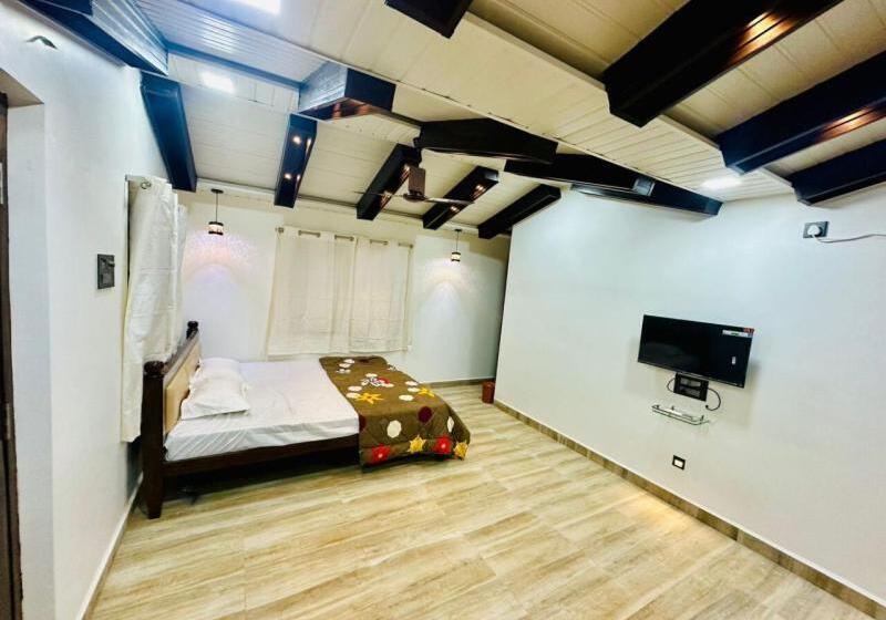 فندق Parshuram Wada Resort