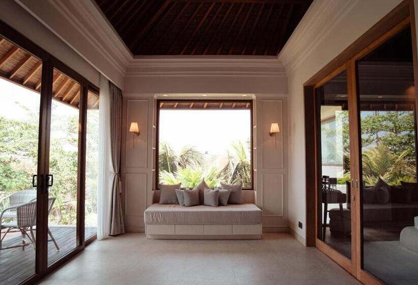هتل Poco Poco Villas By Aayan