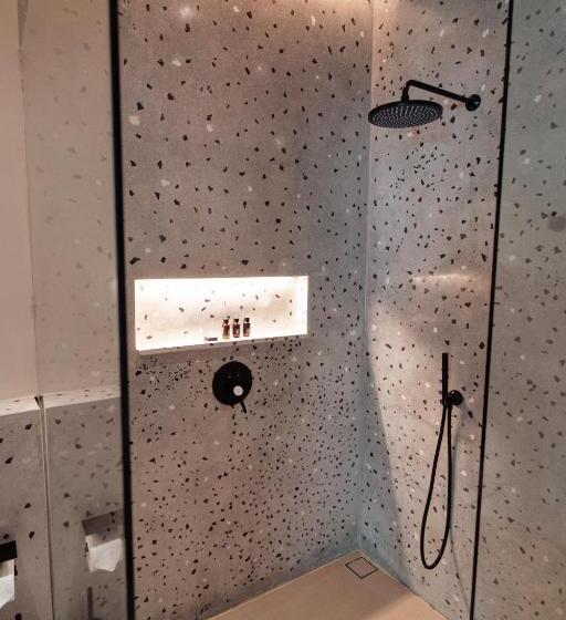 هتل Poco Poco Villas By Aayan