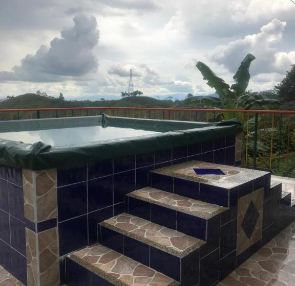 هتل Reserva Natural Finca La Cabaña