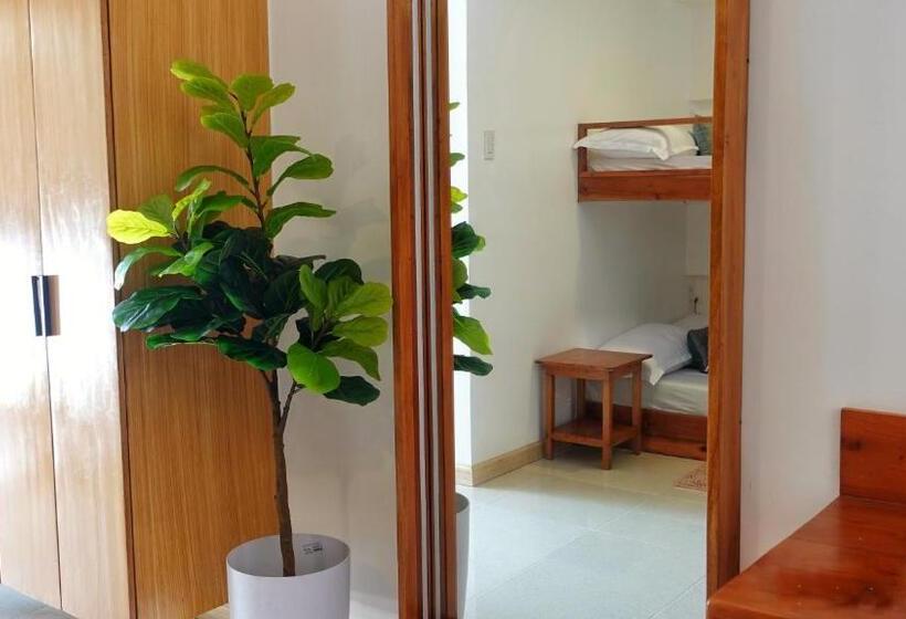 בית מלון כפרי Senare Boracay