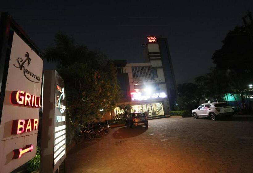 فندق Sharveen Classic Inn