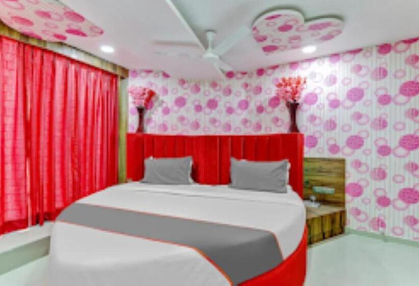 호텔 Shree Pashupati Royal Vadodara