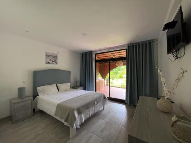 ペンション Casa Dos Arcos