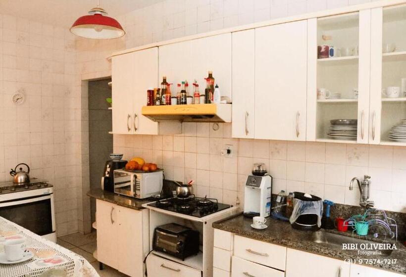 بنسيون Quarto Duplo Em Casa Com Piscina Bh Próx. Savasssi
