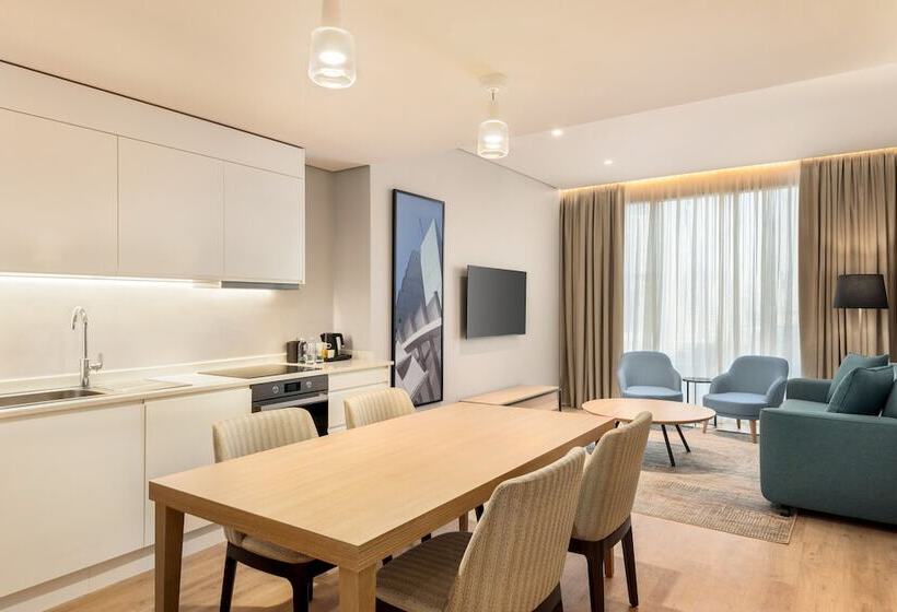 Radisson Hotel & Residence Riyadh Olaya