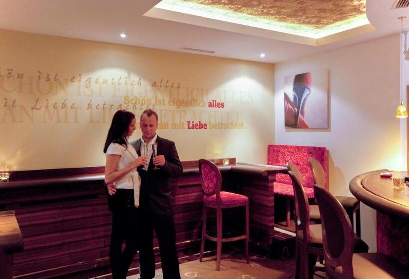 Отель Alpen Herz Romantik & Spa   Adults Only