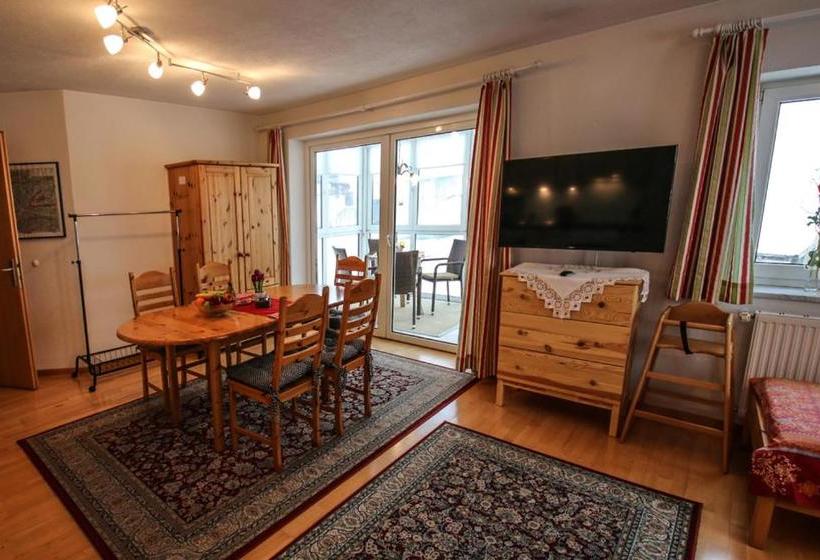 هتل Appartements Sam