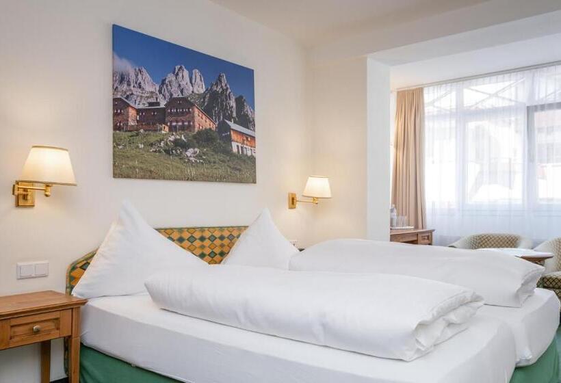 فندق Dachstein