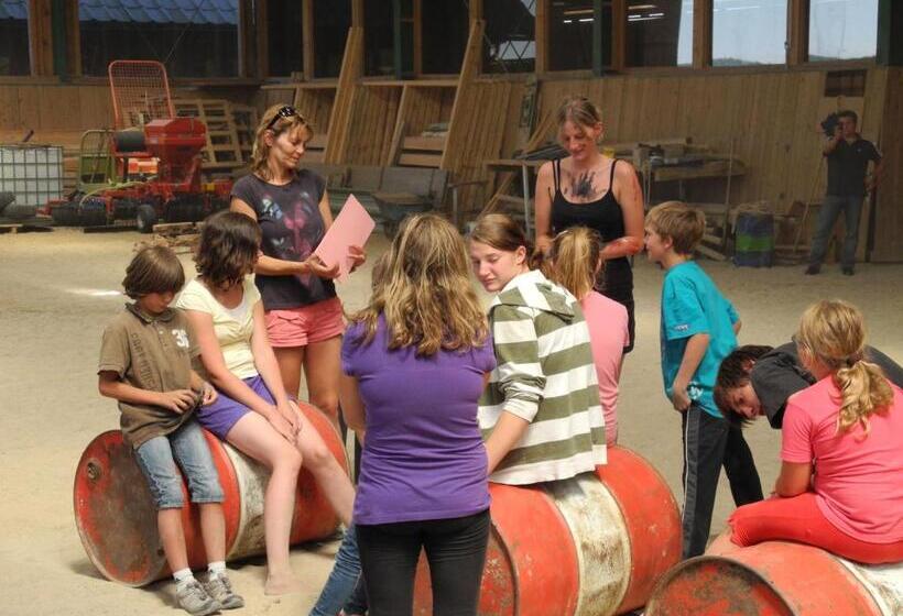 ホテル Espi Stables Ferienhof Esterhammer