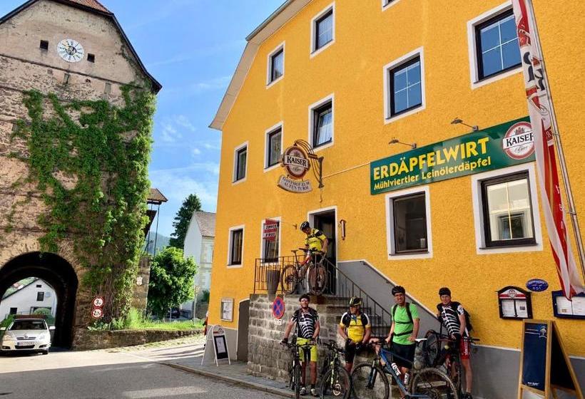 ホテル Gasthof  Zum Alten Turm