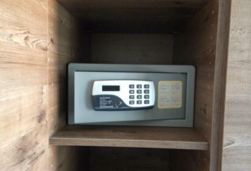 ホテル Gasthof Süss