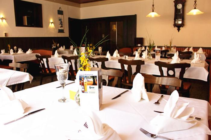 Отель Gasthof  Zum Alten Turm