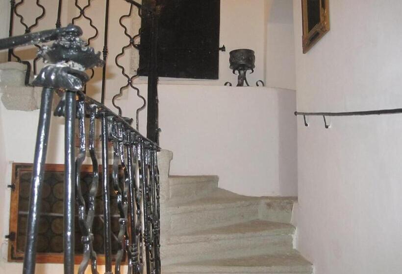 호텔 Pension Sunnseitn   Gasthof   Café   Weinkeller