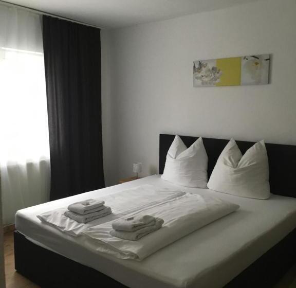 호텔 Pension Sunnseitn   Gasthof   Café   Weinkeller