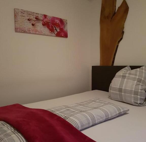 호텔 Pension Sunnseitn   Gasthof   Café   Weinkeller