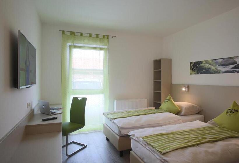 Smart Motel
