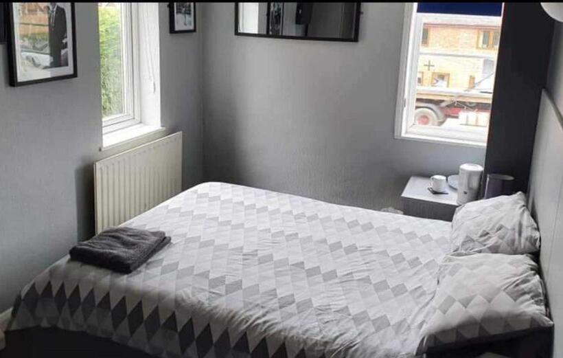 هاستل The White Lion Inn