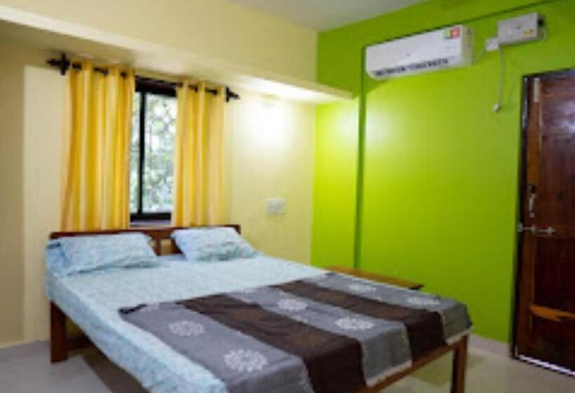 호텔 Dhanashree Riverview  Goa