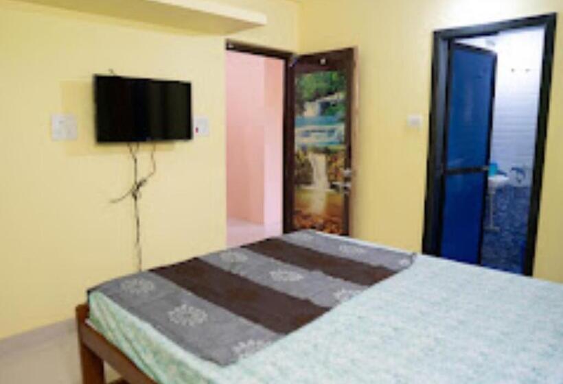 호텔 Dhanashree Riverview  Goa