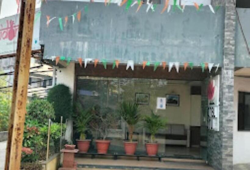 호텔 Lotus Chandrapur
