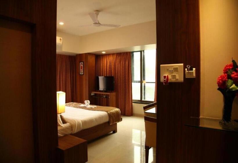 בית מלון כפרי Sea Fans, Ratnagiri