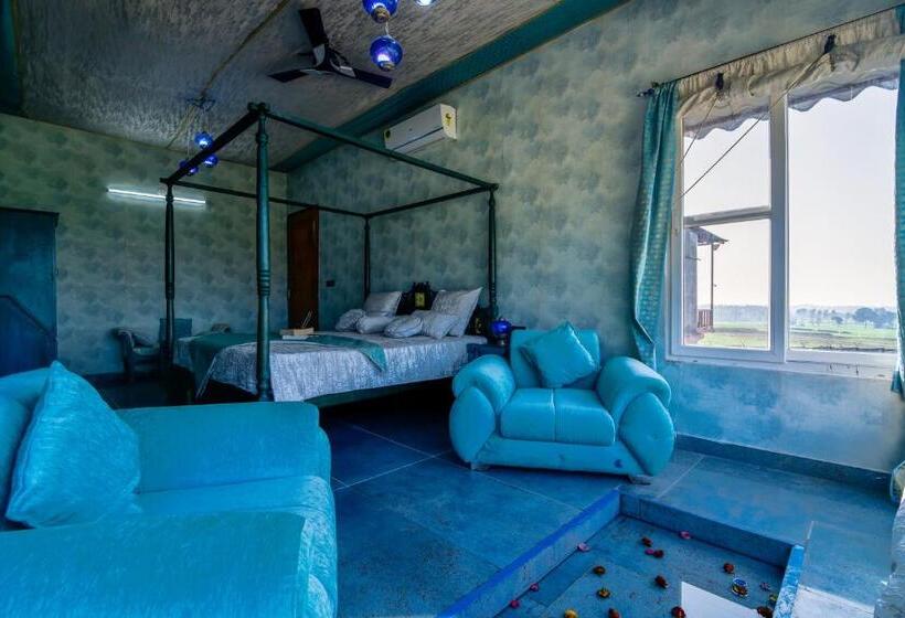 فندق Shalom Corbett’s Hillside Hideaway