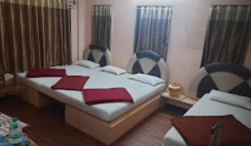 בית מלון כפרי Vishal Palace,nashik