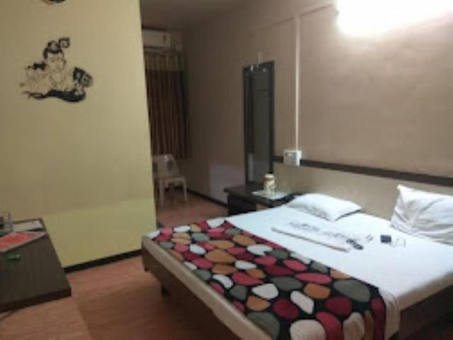 בית מלון כפרי Vishal Palace,nashik