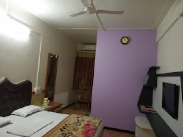 בית מלון כפרי Vishal Palace,nashik