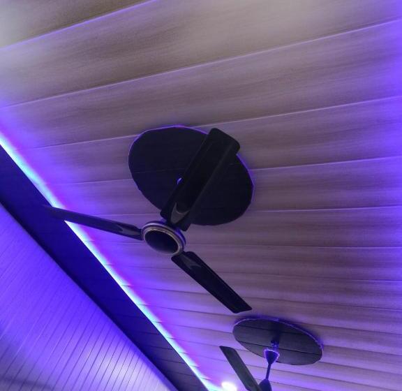 펜션 Kanti Devi Seva Sadan