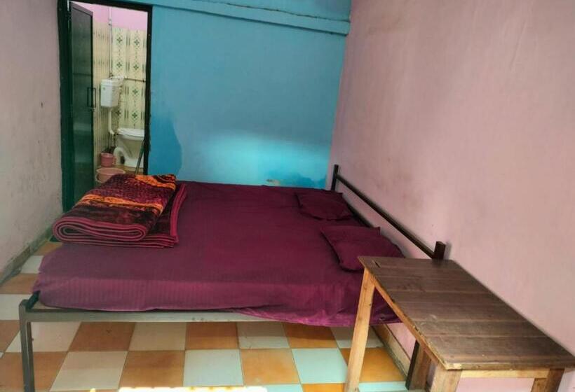 펜션 Kanti Devi Seva Sadan